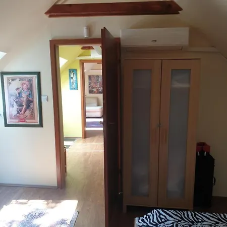 2 Bedrooms - Centre Of Apartment
