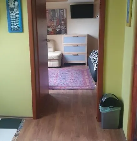 2 Bedrooms - Centre Of Apartment